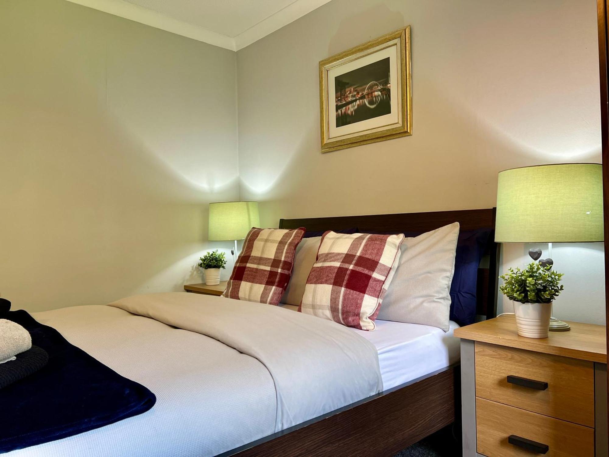 Spacious 2 Bed-Flat In Glasgow City - Free Parking Eksteriør billede